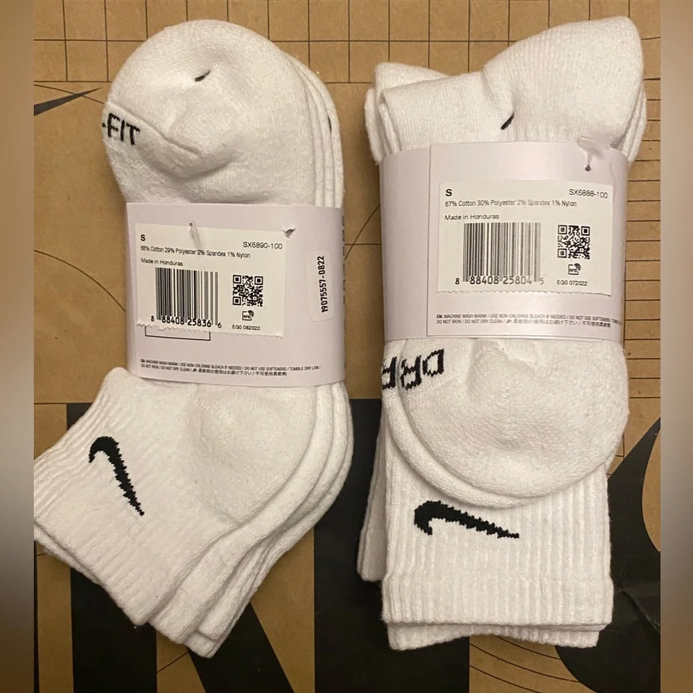 Nike dri-fit everyday plus cushioned socks